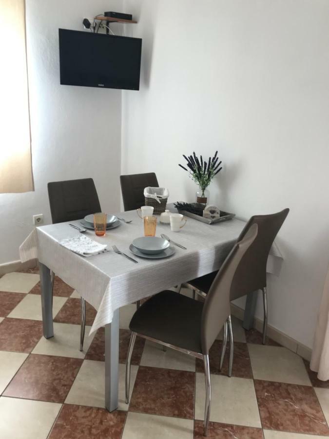Angela Apartment *